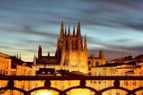 Preciosa Vivienda con Vistas a la Catedral PARKING and WIFI FREE
